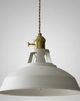 Vintage Industrial Pendant Lamp - Stylish Metal Design & Adjustable Chain 4