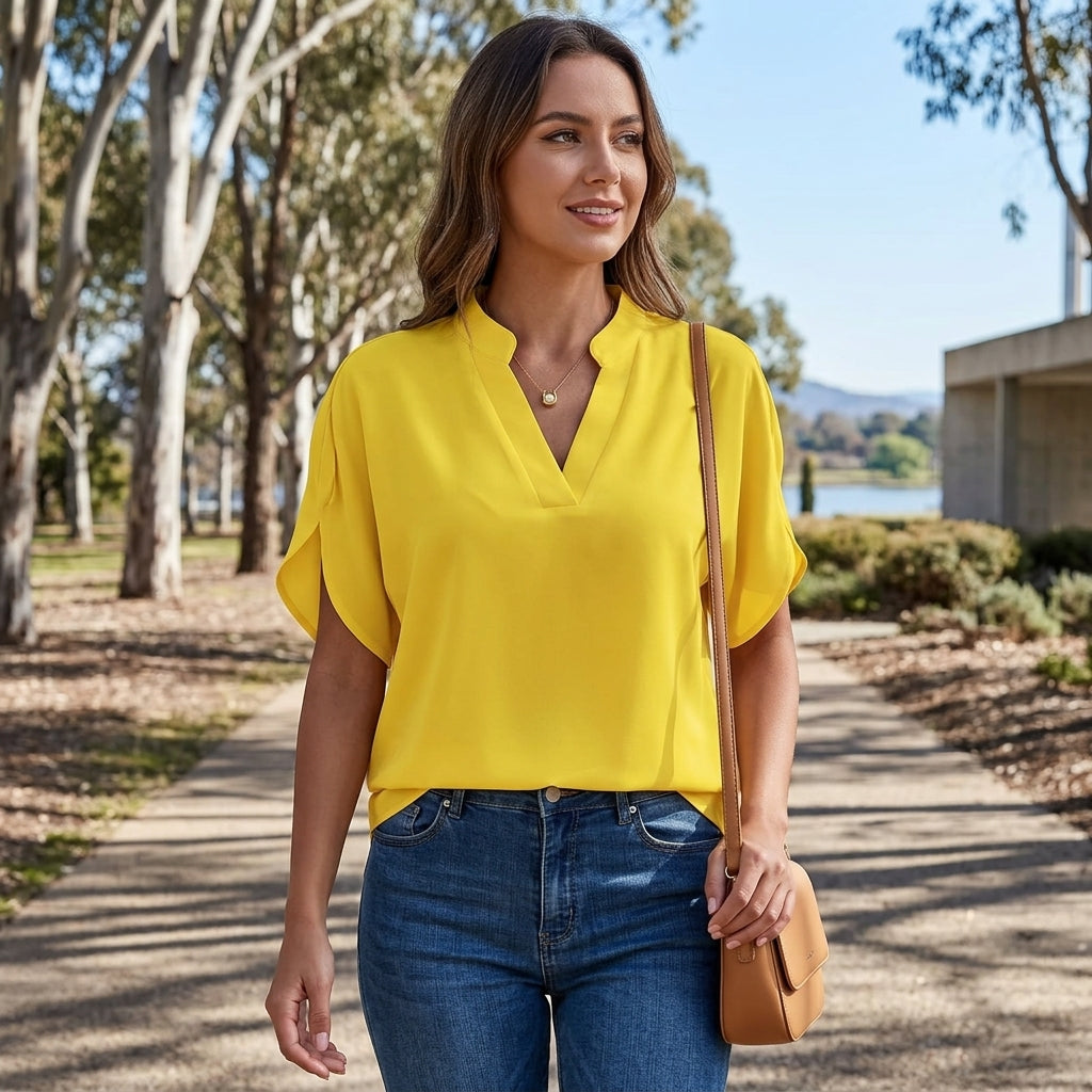 Linnea | Elegant Women’s Blouse for Timeless Style