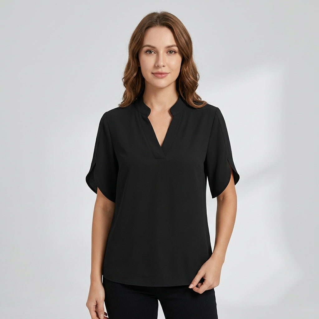 Linnea | Elegant Women’s Blouse for Timeless Style