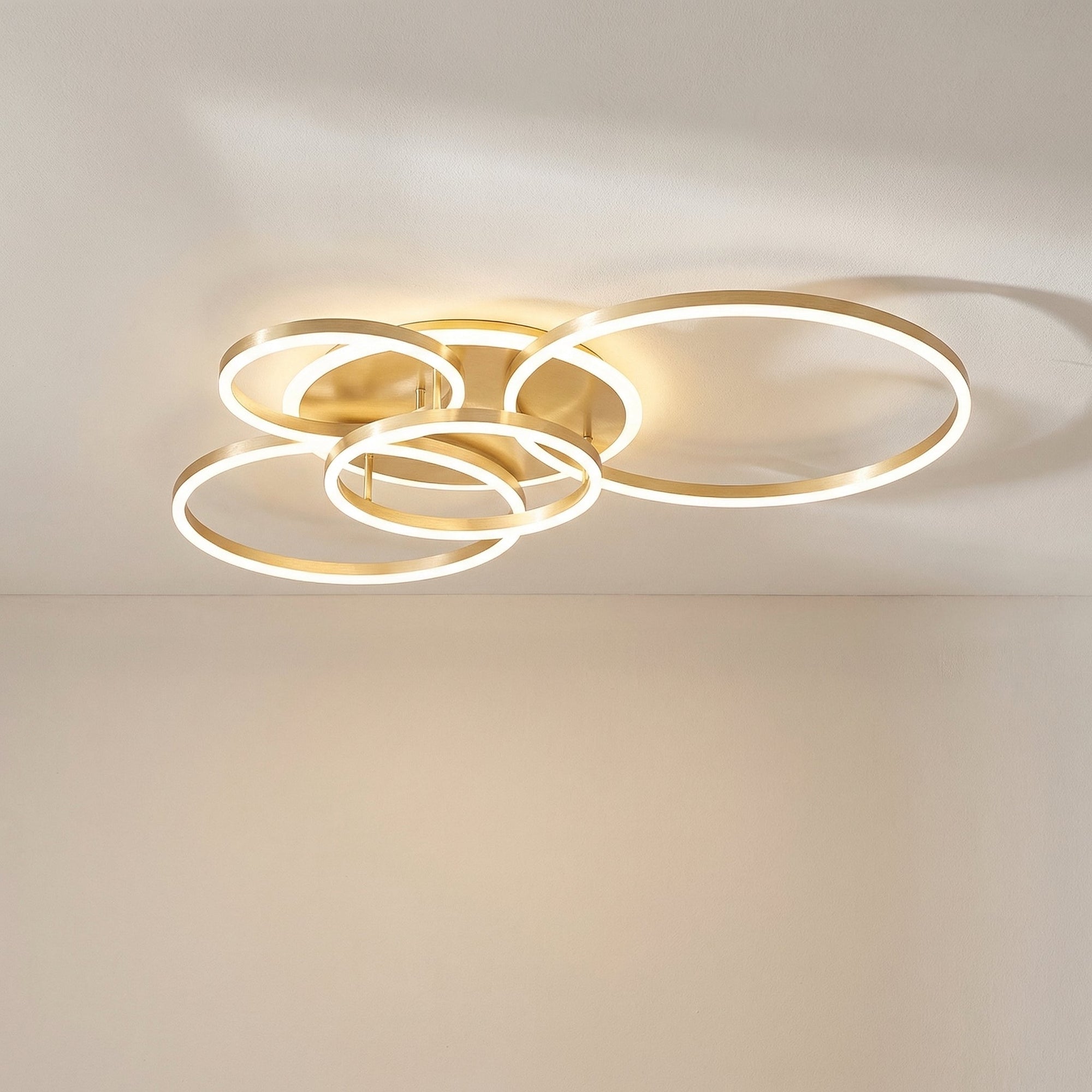 Contemporary Pendant Light - Elegant Minimalist Design for Any Space 7