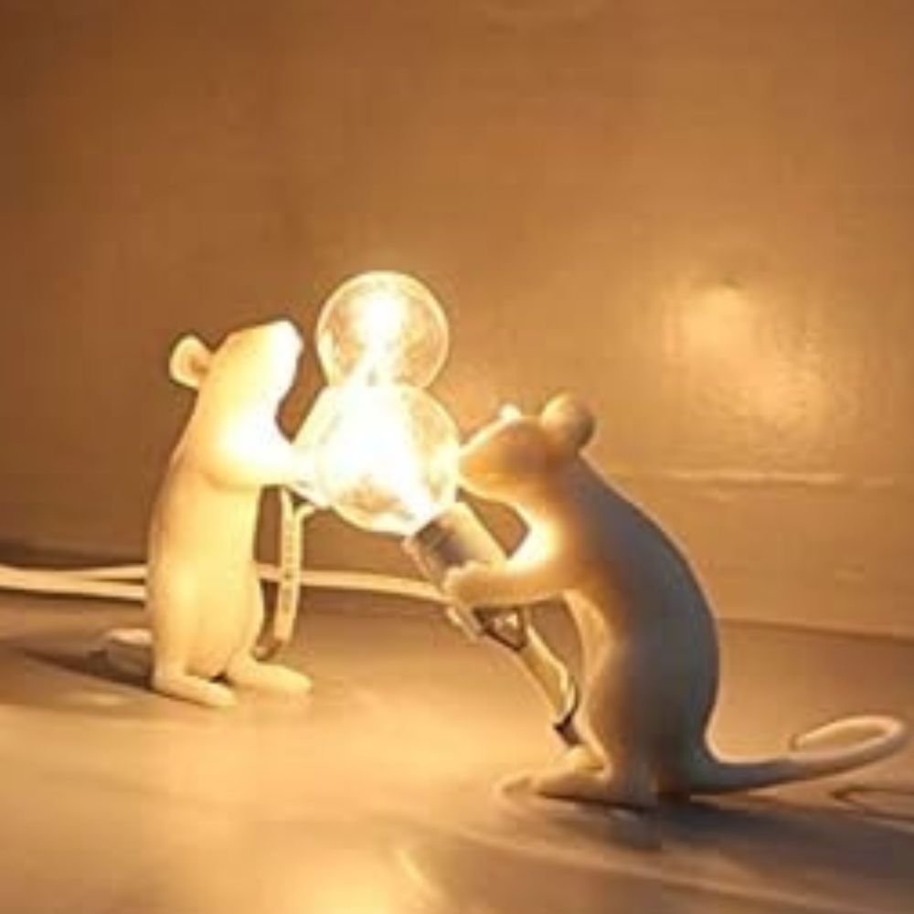 Decorative Lamp - Playful Mouse Design for Whimsical Home Decor 3