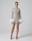 Elsie | Cocktailkleid mit Federärmeln und Schimmer