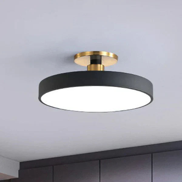 Minimalist LED Ceiling Light - Modern Design & Energy Efficiency 3