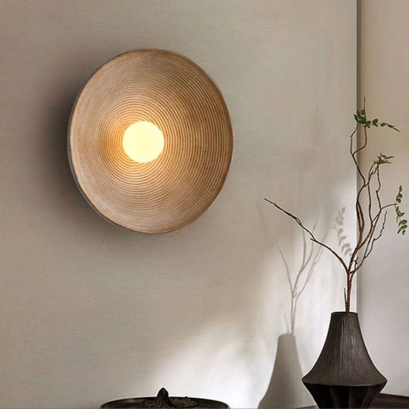 Minimalist LED Wall Light - Elegant Wooden Sconce for Modern Spaces 2