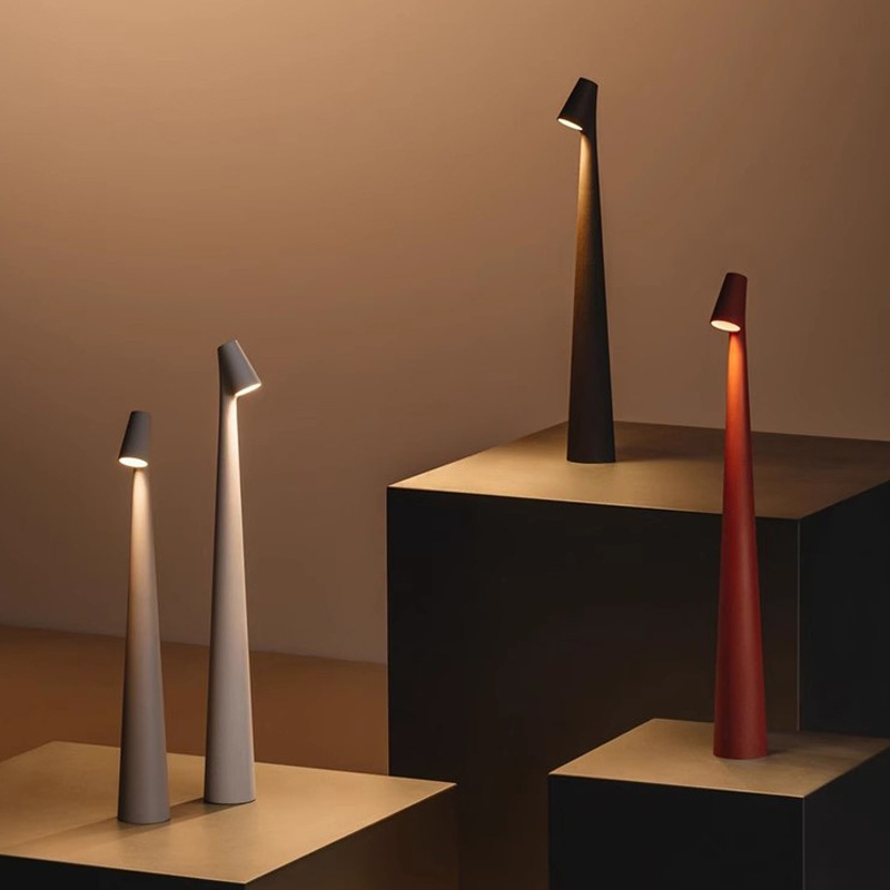 Minimalist Table Lamp - Cordless Design with Warm White Light 1