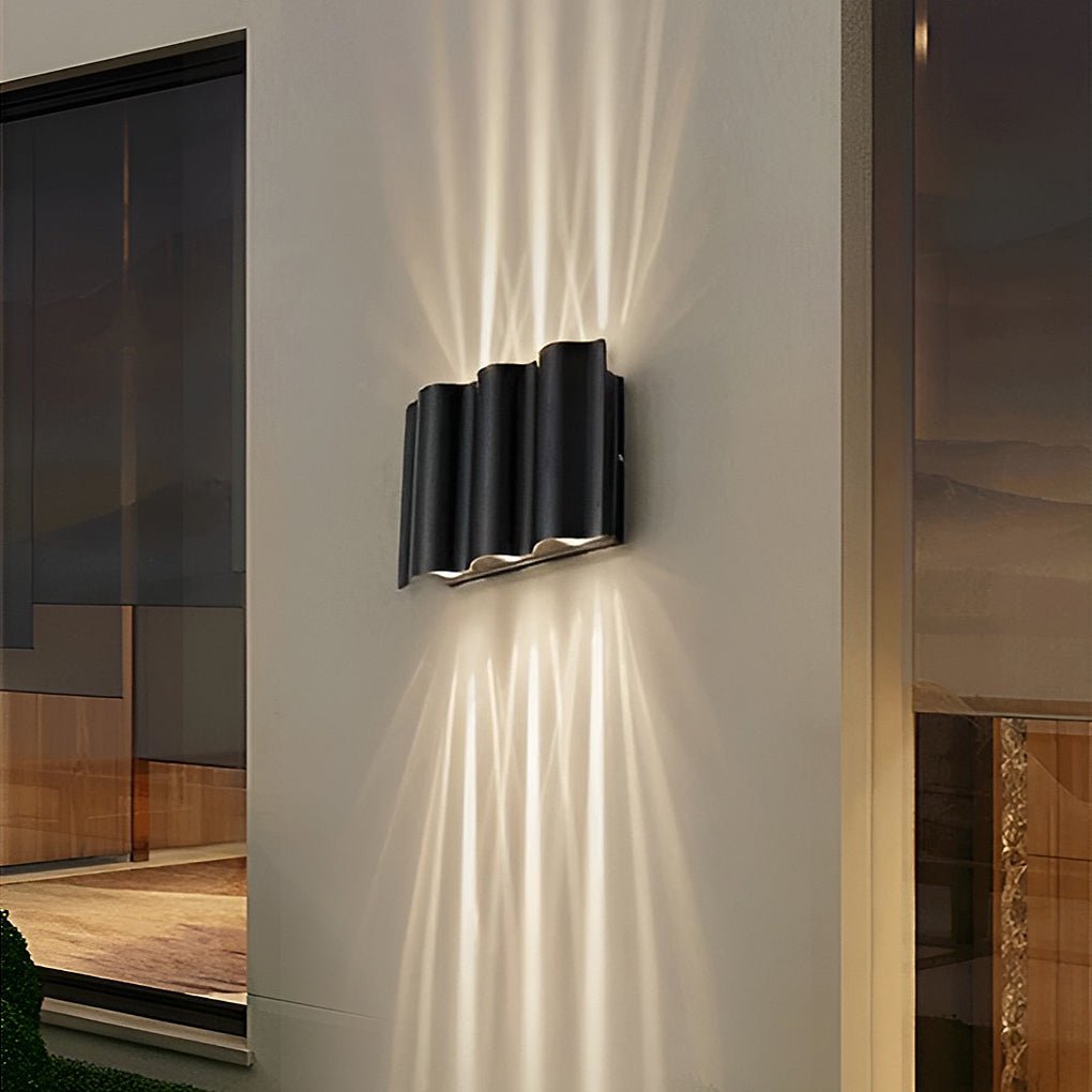 Modern Outdoor Wall Light - Energy-Efficient, Weather-Resistant Design 1