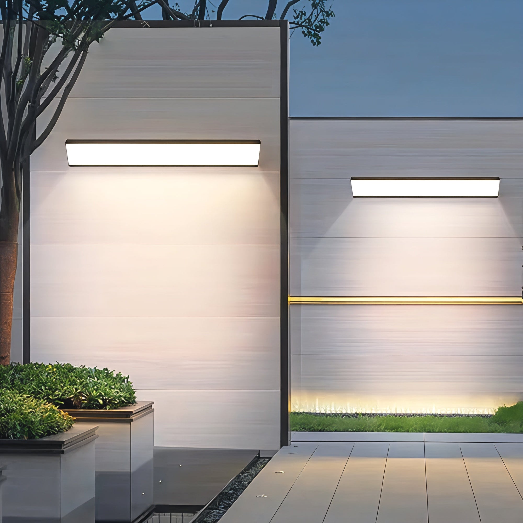 Modern Outdoor Wall Light - Weatherproof LED Aluminium Design 1