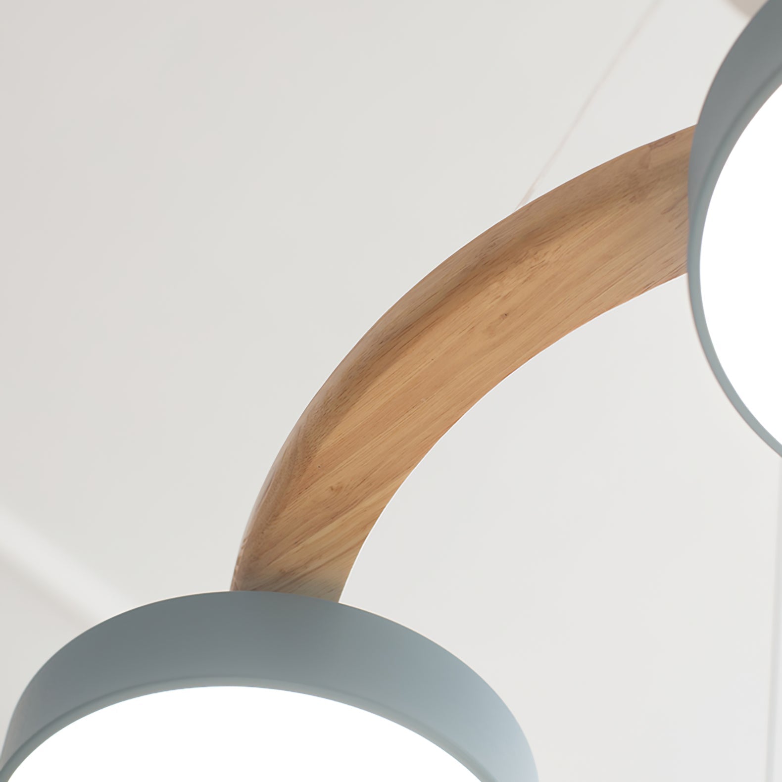 Nature-Inspired LED Chandelier - Adjustable Height &amp; Warm Illumination 5