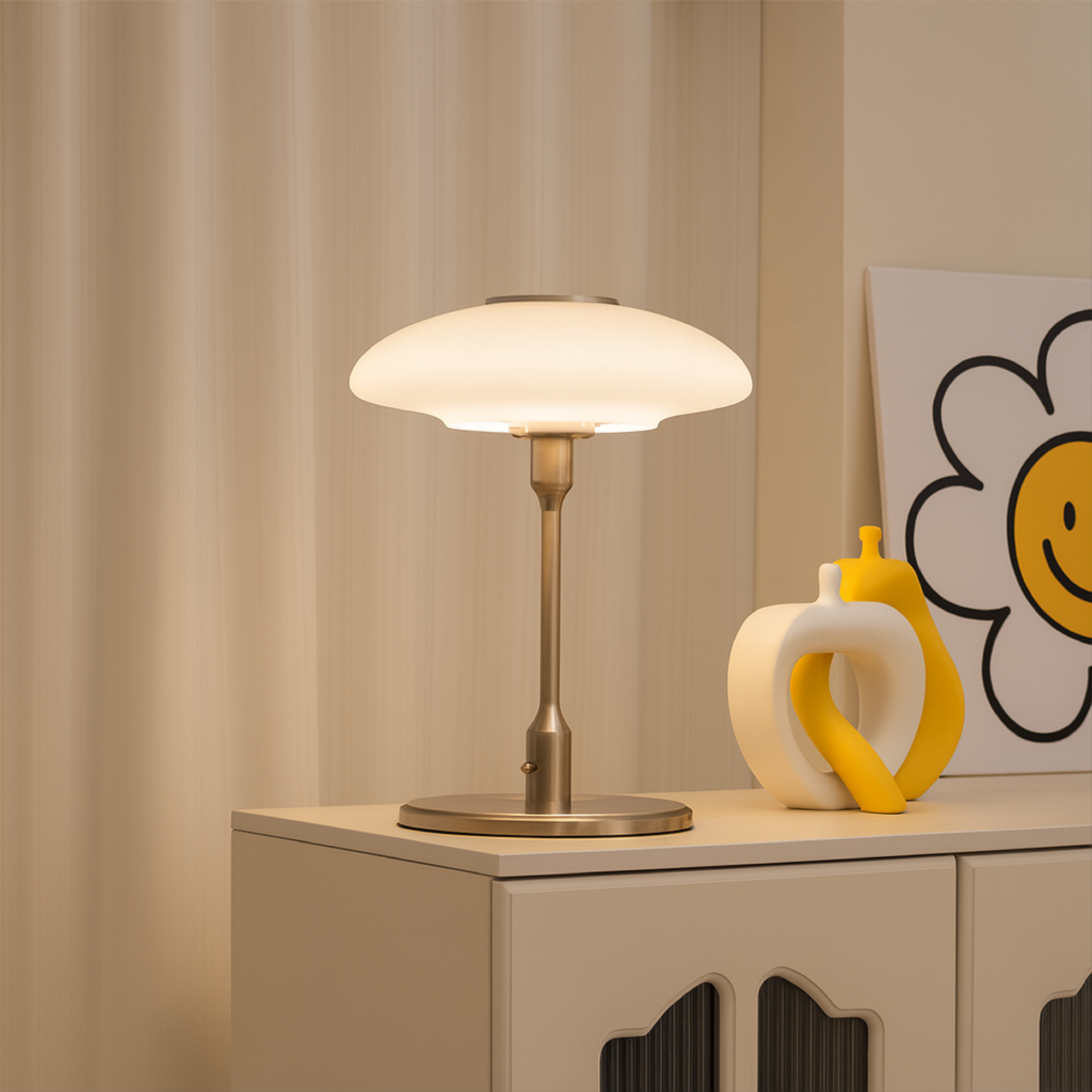 Scandinavian LED Table Lamp - Stylish Design &amp; Warm Atmosphere 2