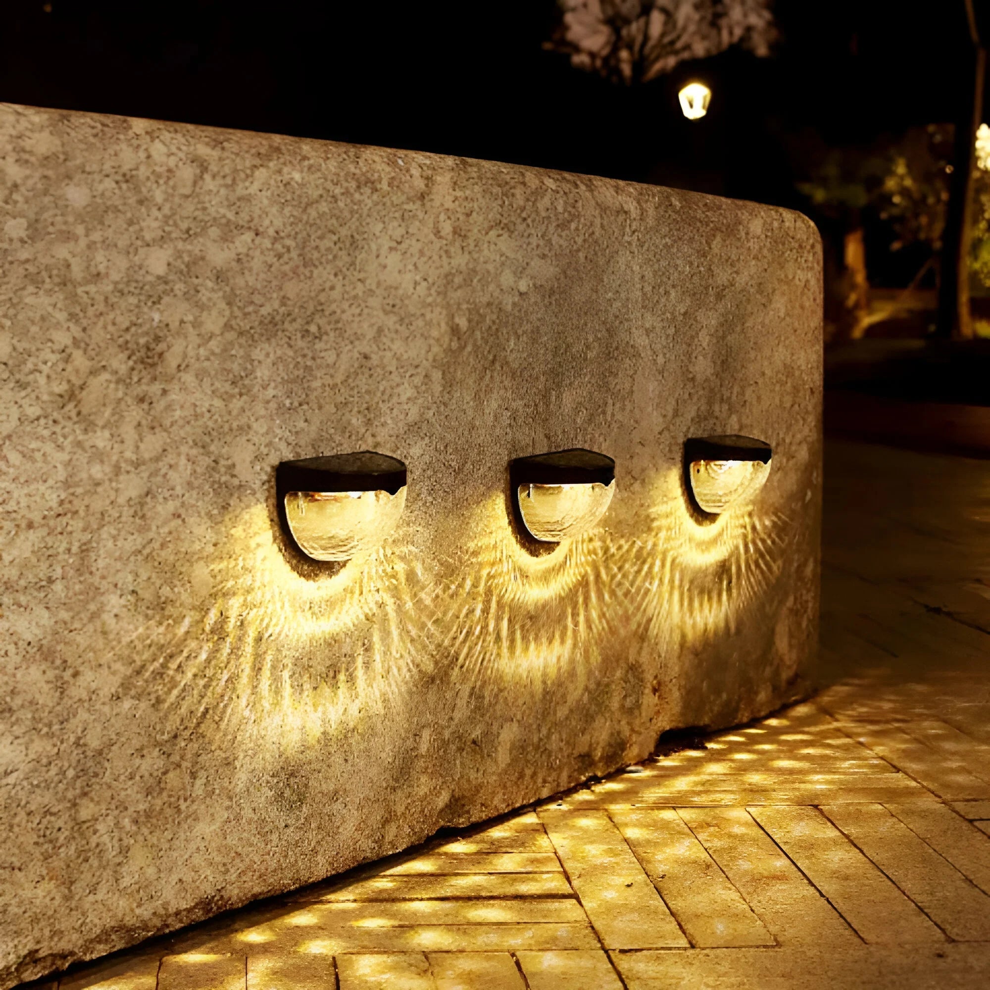 Solar Garden Lights - Eco-Friendly, Waterproof &amp; Stylish Illumination 4
