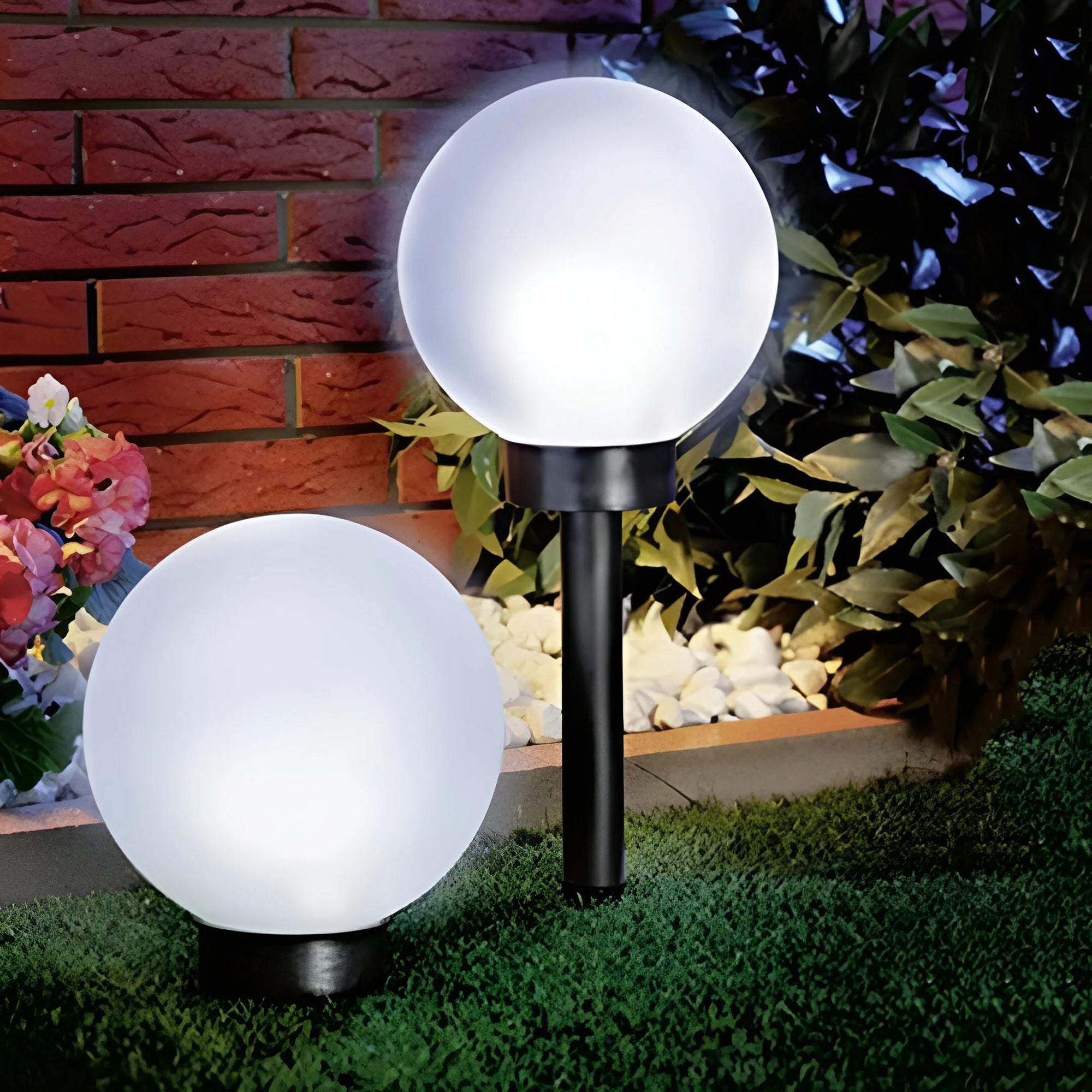 Solar Pathway Lights - Elegant Design with 8-Hour Illumination 4