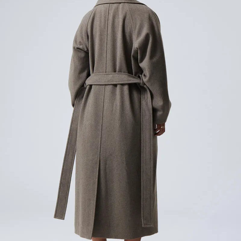 Sophia | Long Wool Coat Women with Timeless Elegance 2