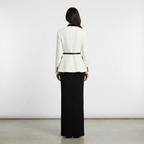 Freya | Maßgeschneiderte Damenblazer mit luxuriösem Samtdetail