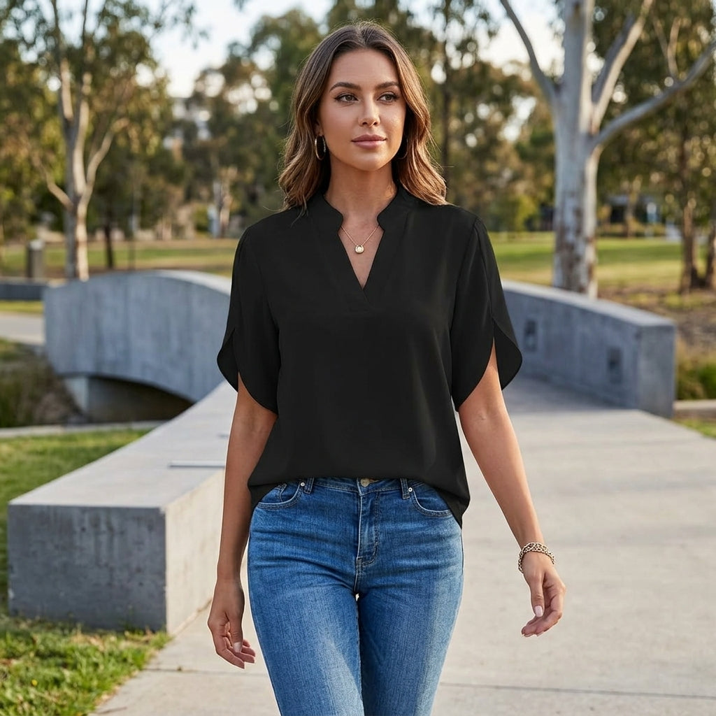 Linnea | Elegant Women’s Blouse for Timeless Style