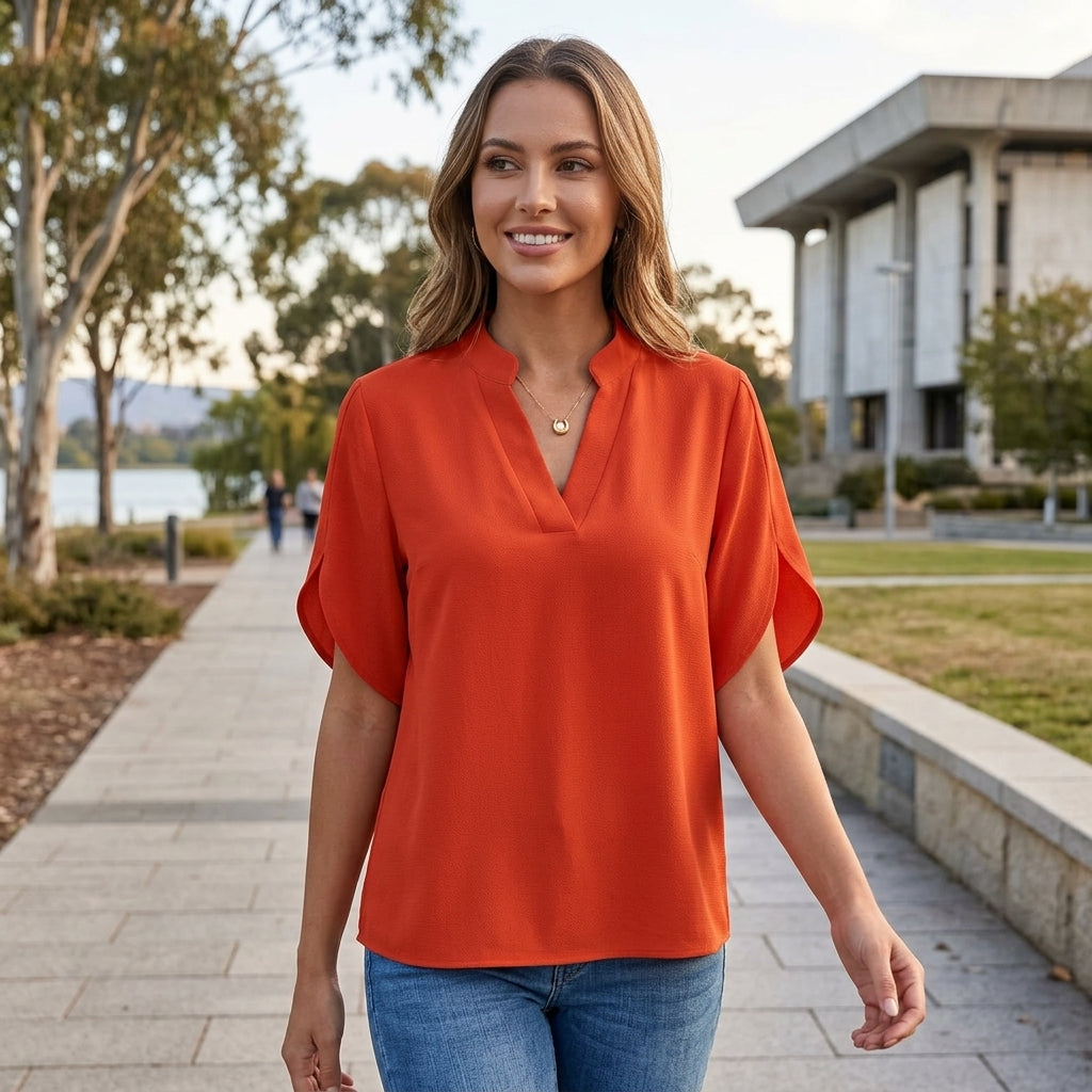 Linnea | Elegant Women’s Blouse for Timeless Style