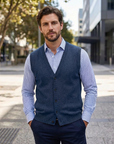 Theo | Moderner Herrenstrickweste für vielseitige Gestaltung