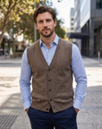 Theo | Moderner Herrenstrickweste für vielseitige Gestaltung