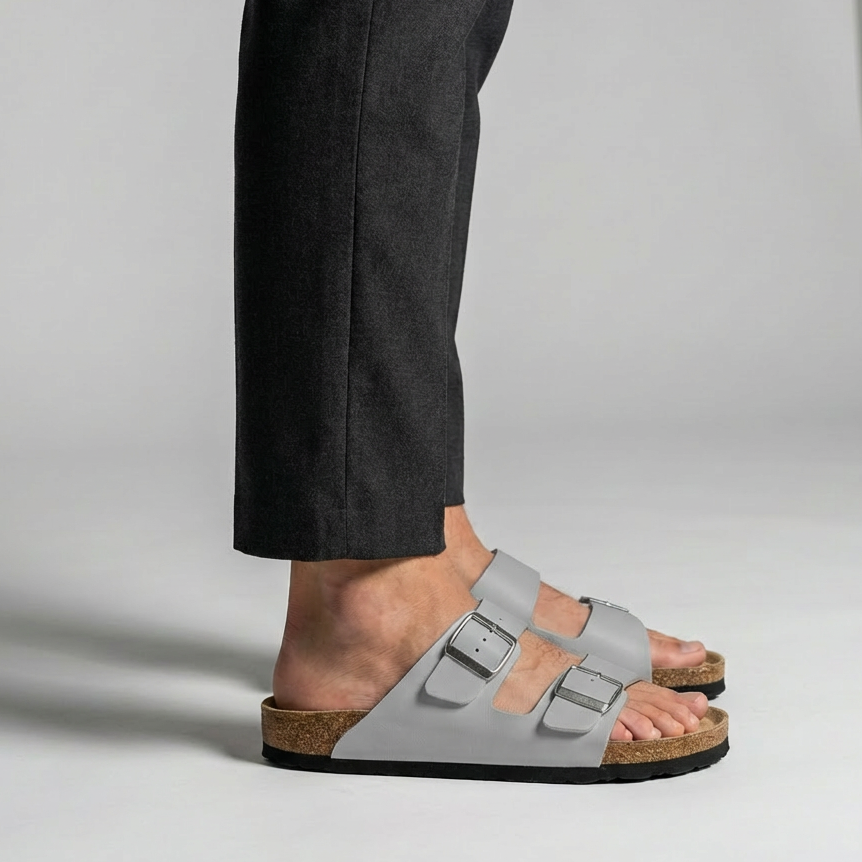 Mason | Vielseitige Herrensandalen mit Schiebestil für einfaches An- und Ausziehen